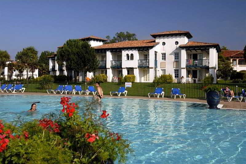 Residence Pierre & Vacances Le Domaine De Bordaberry Urrugne Exteriör bild