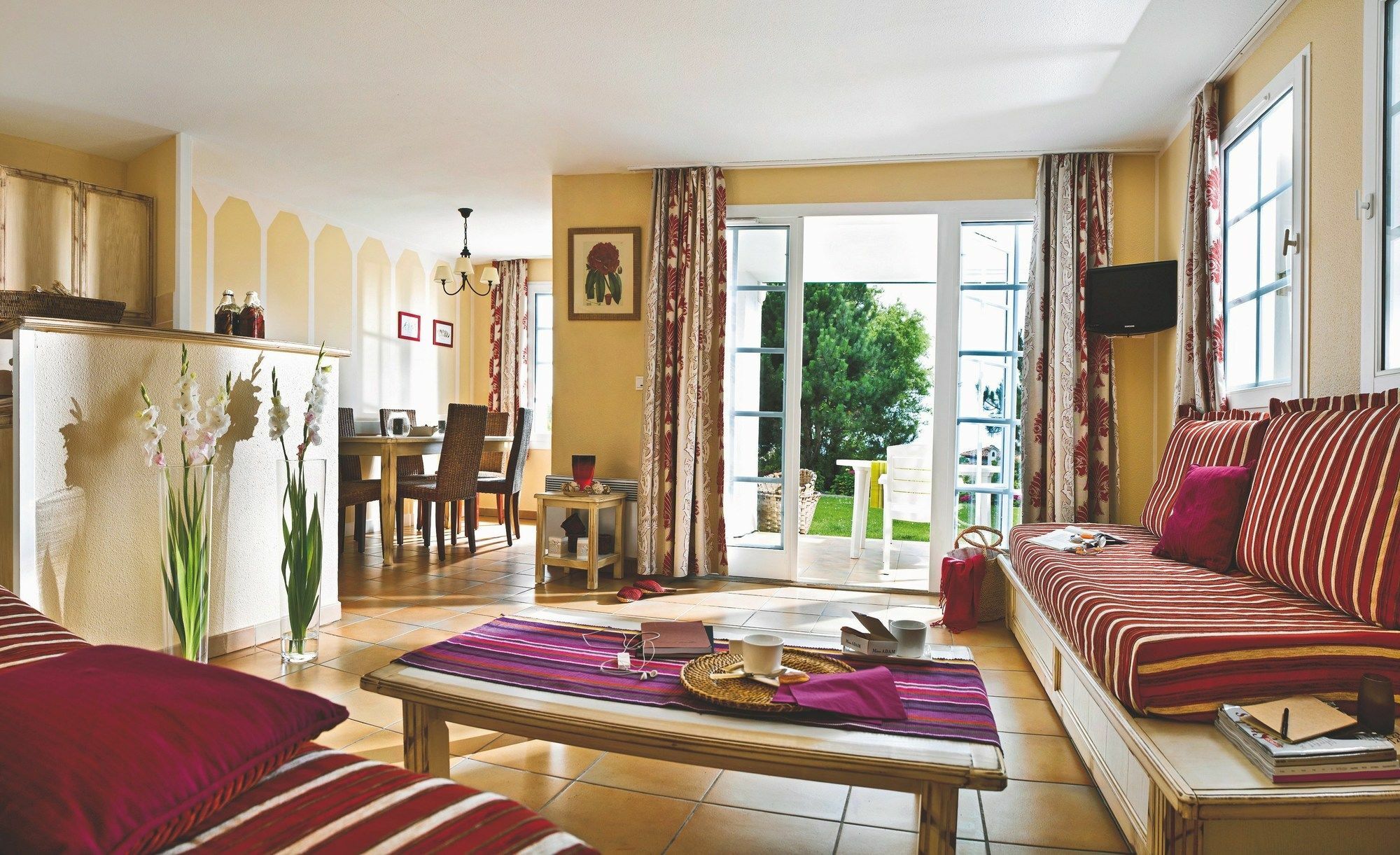 Residence Pierre & Vacances Le Domaine De Bordaberry Urrugne Exteriör bild